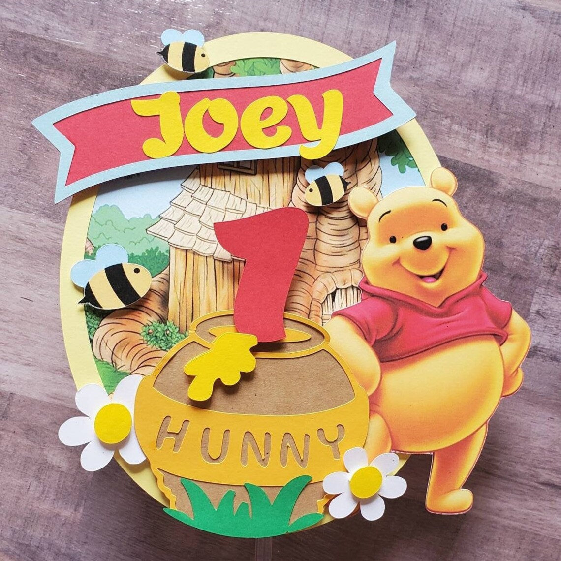 Winnie the Pooh cake topper