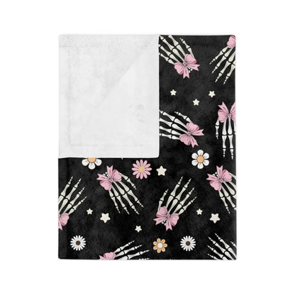 Cozy Skeleton Blossom Blanket | Halloween Decor, Year-Round Comfort, Gothic Home Accent, Unique Gift, Lightweight Throw