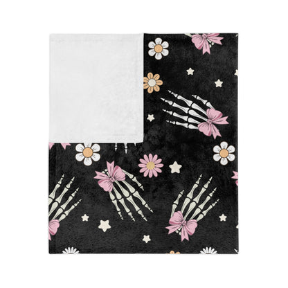 Cozy Skeleton Blossom Blanket | Halloween Decor, Year-Round Comfort, Gothic Home Accent, Unique Gift, Lightweight Throw