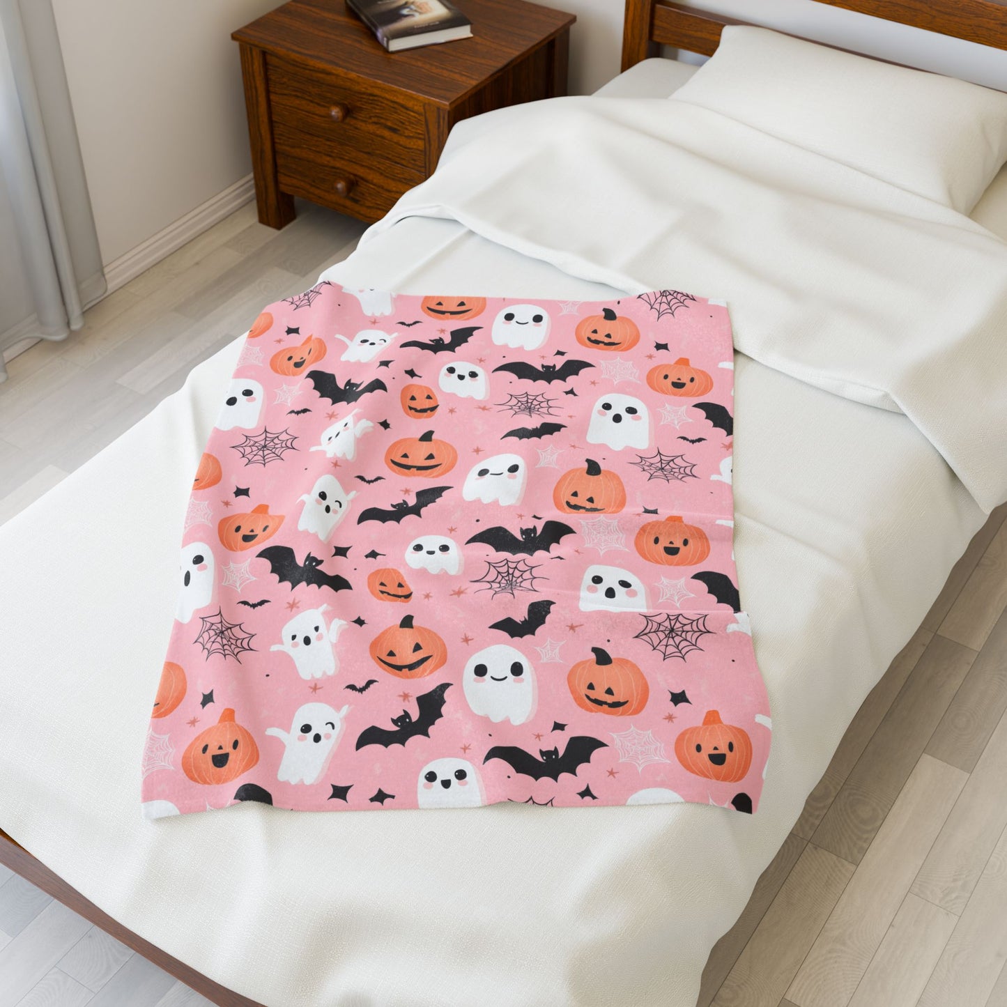Cozy Halloween Velveteen Plush Blanket, Spooky Ghosts and Pumpkins Throw Blanket, Fall Decor, Halloween Gift, Soft Blanket for Kids